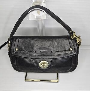 RARE Coach Hampton Vintage Y2K Turnlock Wristlet Clutch – Deep Chocolate Brown